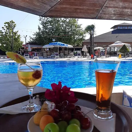 Отель Mertur Ciftlikkoy (Marmara)