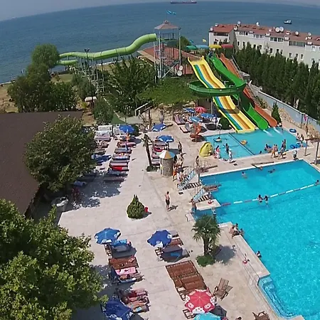 Отель Mertur Ciftlikkoy (Marmara)