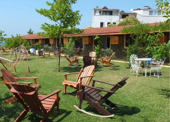 Hotel Mertur Çiftlikköy