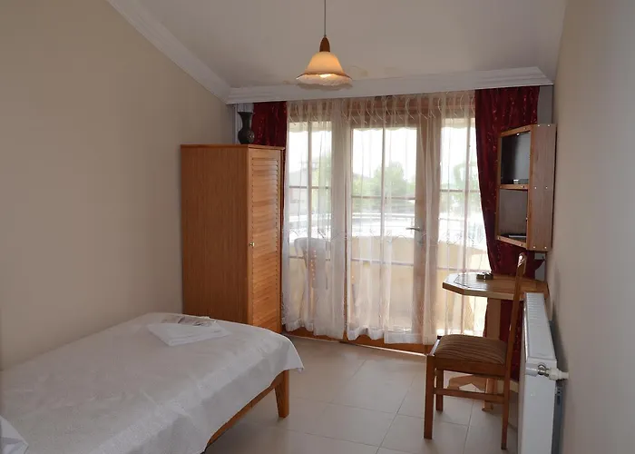 Mertur Hotel Çiftlikköy